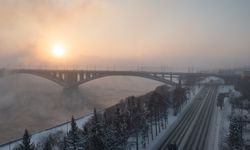 Rusya'nın Krasnoyarsk bölgesinde dondurucu soğuklar etkili oluyor
