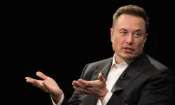 Elon Musk, DEI programlarını eleştiriyor ve sonlandırılmasını talep ediyor
