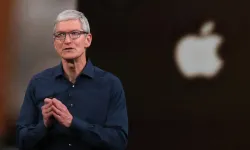 Apple, yavaşlayan enflasyon ve Fed'in faiz kesme sinyalleriyle tarihi zirveye ulaştı