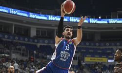 Anadolu Efesli Erkan Yılmaz, 3 ay parkelerden uzak kalacak