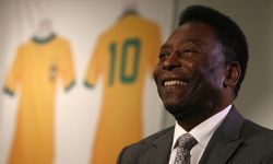 Futbol dünyasının efsane ismi Pele, vefatının ilk yılında anılıyor
