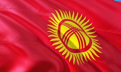 Kırgızistan Meclisi'nde ülke bayrağında değişiklik öngören tasarı yasalaştı