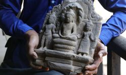 Ta Prohm tapınağında restorasyonla keşfedilen altı kumtaşı heykel