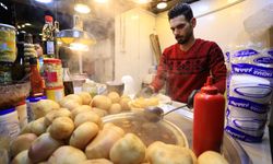 Irak'ta kış mevsiminin vazgeçilmez sokak lezzetleri: Sıcak şalgam, bakla ve nohut haşlaması