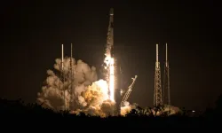 SpaceX, Kaliforniya üzerinden 22 Starlink uydusunu salı günü fırlatacak