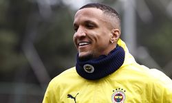 Fenerbahçe'de Becao sakatlık sonrası ilk antrenmanına çıktı