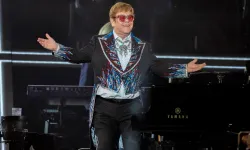 Elton John, Emmy kazanarak EGOT kulübüne katıldı