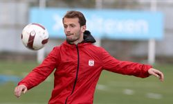 Sivasspor, Abdulkadir Parmak ile yollarını ayırdı