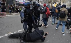 Fransa'da polis şiddetinin sembolü olan olaydaki polislere ceza