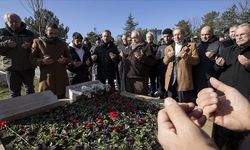 Gençlerbirliği'nin efsane başkanı İlhan Cavcav, mezarı başında anıldı