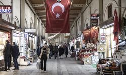 Tarihi Maraş Çarşısı, yeniden eski günlerine dönüyor