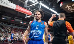 Anadolu Efes, Maccabi Playtika'yı 105-91 yendi