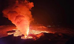 İzlanda'nın Reykjanes Yarımadası'nda 3 ayda 3. yanardağ patlaması meydana geldi