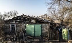 Ukrayna'nın Marinka ve Vuhledar cephe hattına yakın yerleşim yerlerinde savaşın izleri