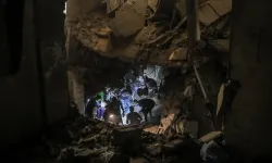 İsrail’in Refah'taki saldırısında çok sayıda Filistinlinin cesedine ulaşıldı