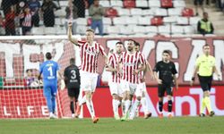 Antalyaspor evinde Hatayspor'a geçit vermedi: 2-1
