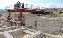 Karabük'teki antik kentte yapılan cam teras Roma hamamını görünür kıldı