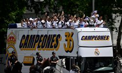 Real Madrid, 36. şampiyonluğunu taraftarlarıyla kutladı