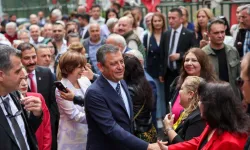 CHP Genel Başkanı Özel, Kütahya Belediyesini ziyaret etti