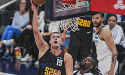 Nuggets ve Knicks, NBA konferans yarı final serisinde 3-2 öne geçti