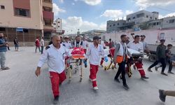 Filistin Kızılayı: İsrail ambulansımızı kasıtlı vurdu