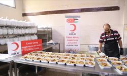 Türk Kızılay, Gazze Şeridi'nde yeniden sıcak yemek dağıtımına başladı