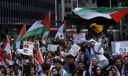 Avustralya'da binlerce kişi İsrail'in Refah'a kara saldırısını protesto etti