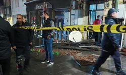 Galatasaray'ın şampiyonluğunu kutlayan 3 taraftar balkonun çökmesiyle yaralandı
