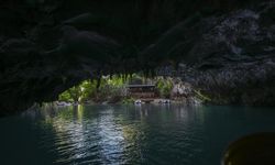 Turistlerin ilgi odağı Altınbeşik Mağarası