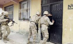 Mersin'de terör örgütü PKK/YPG operasyonunda 12 zanlı yakalandı