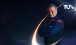 Türkiye'nin ilk astronotu Gezeravcı "Uzayda Hayat" kısa hikaye yarışması ödül töreninde konuştu