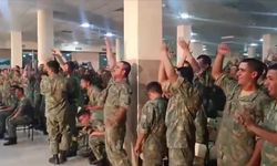 Azerbaycan askerleri Türkiye-Çekya maçını coşkuyla takip etti
