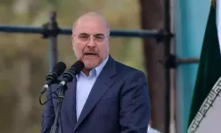 İran'daki anketlere göre, seçim yarışında Kalibaf önde