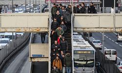 Yenibosna Metrobüs İstasyonu yaya üst geçidinde yenileme çalışması yapılacak