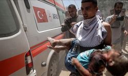 İsrail ordusu, Gazze Şeridi'nin orta kesimlerinde saldırılara devam ediyor