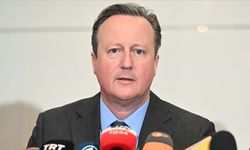 İngiltere Dışişleri Bakanı Cameron: Gazze'ye insani yardım akışının engellenmesi bizi endişelendiriyor