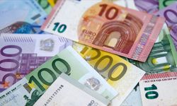 Serbest piyasada döviz açılış fiyatları
