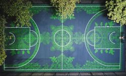 Shane Larkin, tasarımına katkı verdiği basketbol sahasının açılışını yaptı