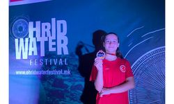 Milli genç yüzücü Defne Bahar’dan bronz madalya