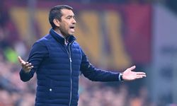Giovanni van Bronckhorst: Futbol oynamak isteyen takım bizdik