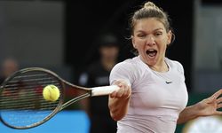 Simona Halep, kortlara veda etti