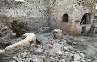 Antik Pompeii'de yeni keşif: Esirler için hapishane fırını ortaya çıktı