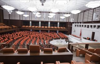 Meclis'te 733 dokunulmazlık fezlekesi bulunuyor