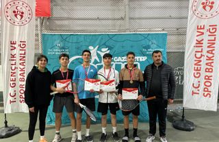 Veysel Karani İHL Spor Proje Okulu Tenis’te Türkiye finalinde