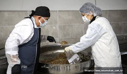 Büyük yıkımın yaşandığı Hatay'daki mutfaklar güvenilir gıda için sıkı takipte