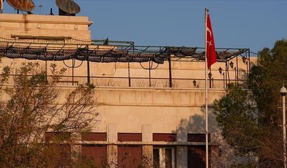 Türkiye'nin Şam Büyükelçiliği 12 yıl aradan sonra faaliyetlerine başladı