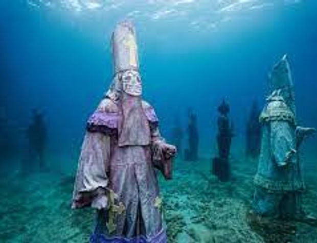 Gizemli yeni heykeller Karayip sularında belirdi