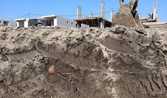 Büyükçekmece'de inşaat kazısında iskeletler bulundu