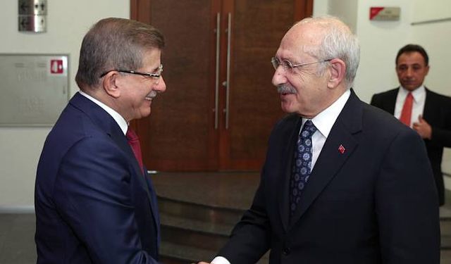 Davutoğlu, Kılıçdaroğlu'nu ziyaret etti