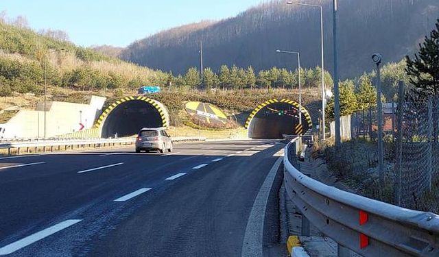 Bolu Dağı Tüneli'nden 2022'de 12 milyon araç geçti